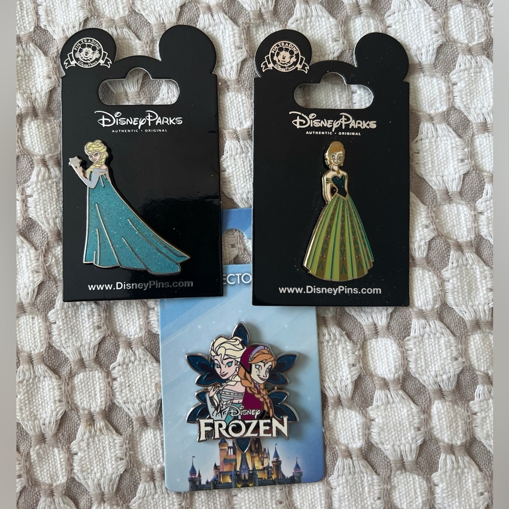 Disney Frozen Trading Pins Set of 3